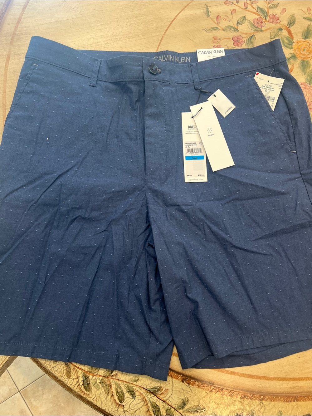 NWT Calvin Klein Men's Navy Micro-Dot Flat Front Shorts.